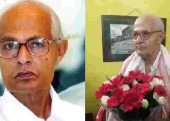 বিশিষ্ট অসমীয়া কবি নীলমণি ফুকনে বয়সৰ লগত জড়িত ৰোগত আক্ৰান্ত হৈ বৃহস্পতিবাৰে শেষ নিশ্বাস ত্যাগ কৰে।