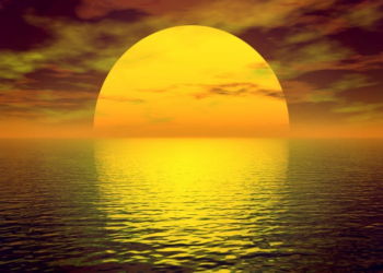 Sunset-big-sun-in-water