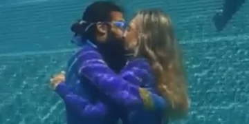 Couple makes ‘history’ with longest underwater kiss on Valentine’s Day