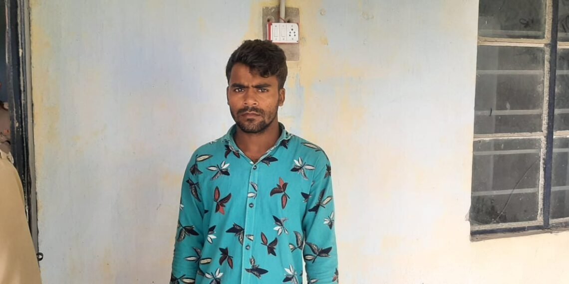 কিশোৰী ধৰ্ষণকাৰীসহ দুই ভুৱা গোচৰীয়াক গ্ৰেপ্তাৰ