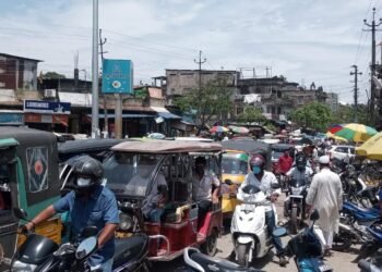 ১,১৪,০০৩খন যান-বাহনৰ চলাচলে নগাঁওবাসীক পেলাইছে সমস্যাত…