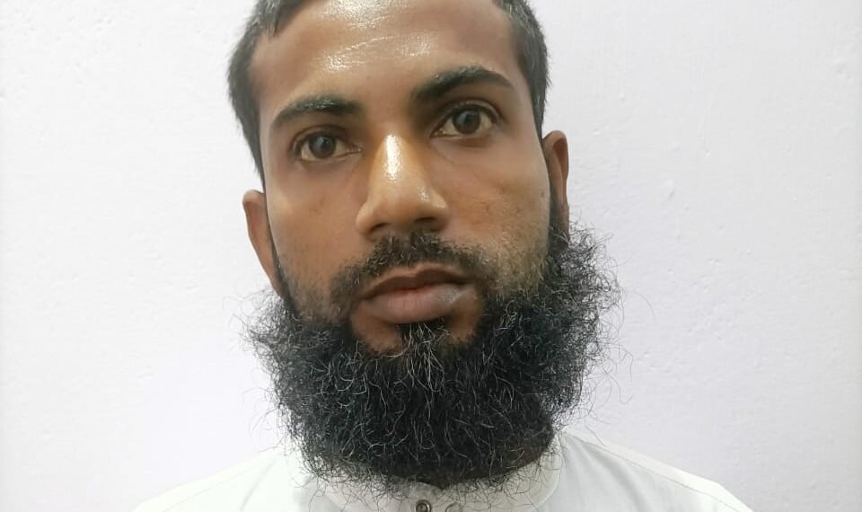 জঘন্য! সতীয়া কন্যাক ধৰ্ষণ মছজিদৰ ইমামৰ