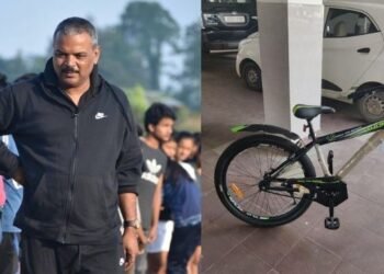 ফেচবুকত পোষ্ট দি চোৰক ধন্যবাদ বিধায়ক মৃণাল শইকীয়াৰ; কাৰণ- হেৰুওৱা চাইকেল পালে ওভতাই
