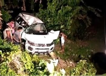কলিয়াবৰত ভয়ংকৰ পথ দুৰ্ঘটনা; দুৰ্ঘটনাৰ পিছতে টায়াৰ জ্বলাই প্ৰতিবাদ