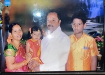 ক’ৰোনাই প্ৰাণ ল’লে স্বামীৰ; ‘মই মোৰ স্বামীক পাহৰিব নোৱাৰো’- এই কথা ছুইচাইড নোটত লিখি ২ সন্তানসহ পত্নীৰ আত্মহত্যা