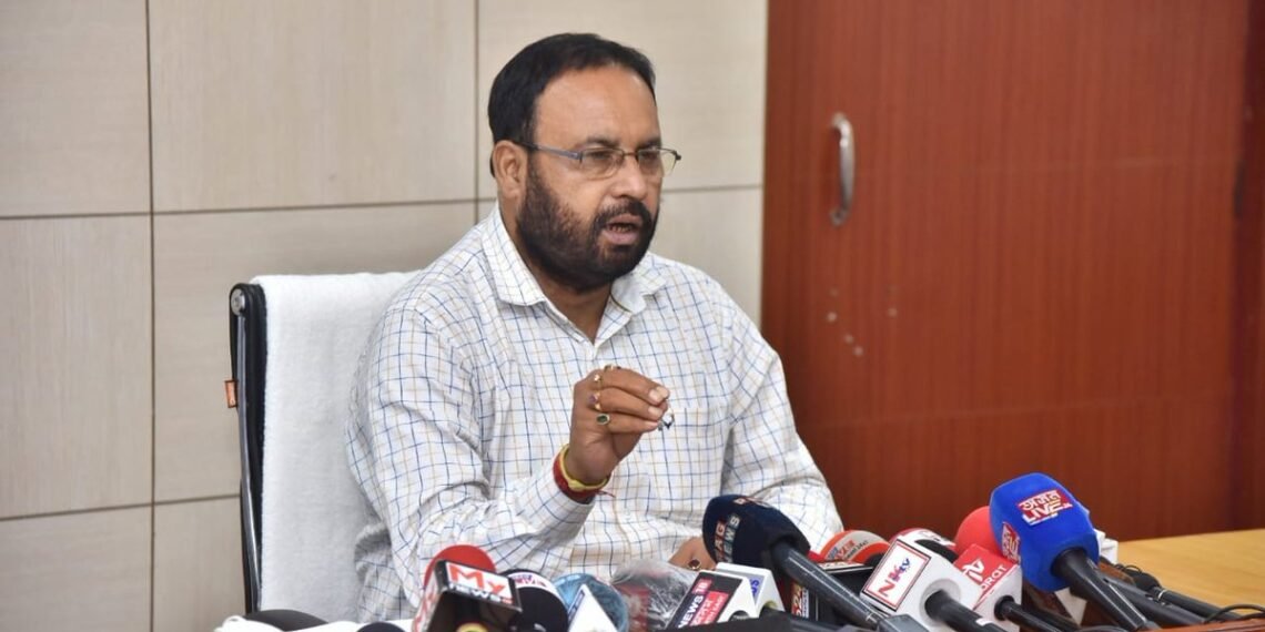নতুন SOP; আজিৰে পৰা নিশা ৯ বজালৈ খোলা থাকিব দোকান-পোহাৰ