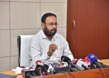 নতুন SOP; আজিৰে পৰা নিশা ৯ বজালৈ খোলা থাকিব দোকান-পোহাৰ