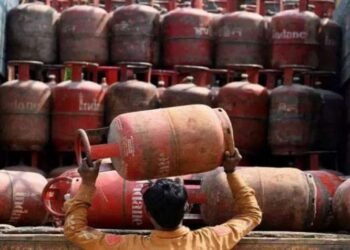 Breaking: পুনৰ ৰাইজৰ মূৰত মাধমাৰ! বাঢ়িল ৰন্ধন গেছৰ চিলিণ্ডাৰৰ দাম