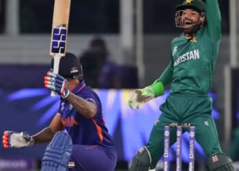 T20 World Cup: এই ৩টা ভুল নহ’লে ভাৰতে পৰাজয়ৰ মুখ নেদেখিলে হয় পাকিস্তানৰ বিৰুদ্ধে