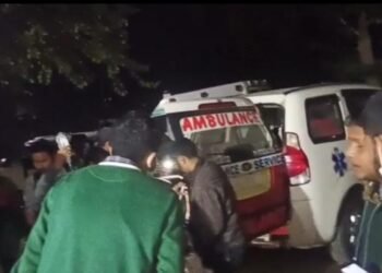 ছুইফ্ট ডিজায়াৰ আৰু ইয়’নৰ খুন্দা; থিতাতে কৰুণ মৃত্যুক সাৱটে একেটা পৰিয়ালৰে ৫জনে