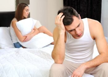 Men’s Health Tips: গাখীৰৰ সৈতে খাওক এই বিধ বস্তু; বৃদ্ধি হ’ব যৌন শক্তি (Sexual Power), পাব আচৰিত লাভ!