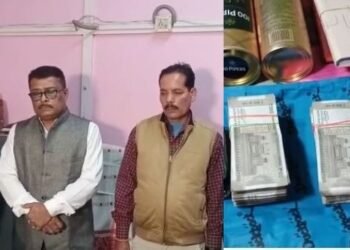 লোভেই পাপ পাপে মৃত্যু! গাড়ীৰ ফিটনেছৰ নামত ৩৫ হাজাৰ টকা ঘোচ লৈ গ্ৰেপ্তাৰ পৰিবহন বিভাগৰ বিষয়া হেমেন দাসসহ ২ কৰ্মচাৰী, হাতে-লোটে গ্ৰেপ্তাৰ তিনিওজনকে