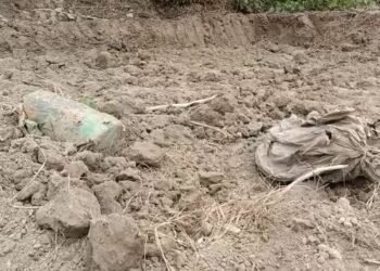 নগাঁৱত ২টাকৈ শক্তিশালী IED উদ্ধাৰ; পথাৰত JCBৰে মাটি কাটি থকা অৱস্থাত উদ্ধাৰ হয় শক্তিশালী বোমা দুটা