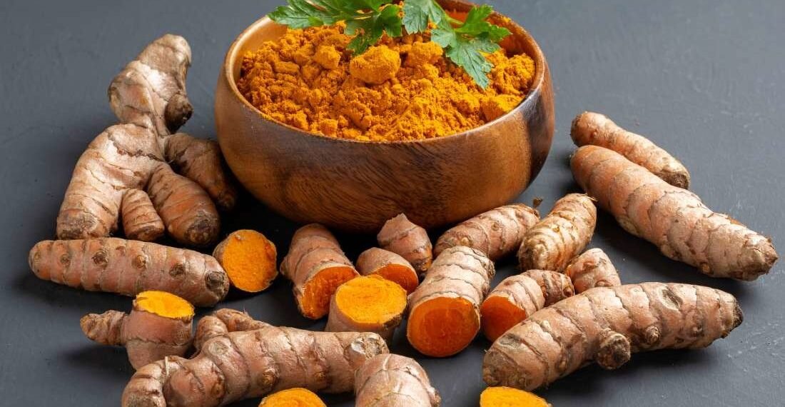 Health Tips: আপুনি হয়টো নাজানে হালধিৰ (Turmeric) এই ৫টা লাভালাভ; পঢ়িলে আপুনিও হৈ পৰিব হালধি প্ৰেমী!