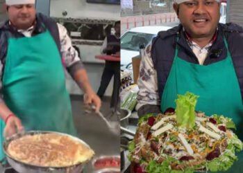 Food: ৪০টা কণীৰ প্ৰকাণ্ড আমলেট; ছচিয়েল মিডিয়াত Viral Video, আপুনিও এবাৰ চাই লওঁক