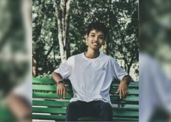 মেট্ৰিক পৰীক্ষাৰ (HSLC) এদিন পূৰ্বে চিপ লৈ আত্মহত্যা (Suicide) পৱন ৰায় নামৰ এজন ছাত্ৰৰ; আজি ছাত্ৰজন পৰীক্ষাত অৱতীৰ্ণ হোৱাৰ কথা আছিল
