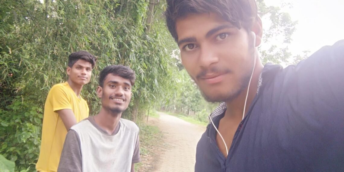 ‘আমাৰ ল’ৰা কেইটাক সু-শৰীৰে ঘৰলৈ পঠিয়াই দিয়ক’- নগাঁও আৰু হোজাইৰ ৩ যুৱকৰ আলফাত যোগদানৰ পিছতে অসম চৰকাৰ আৰু পৰেশ বৰুৱালৈ পৰিয়ালৰ কাতৰ আহ্বান
