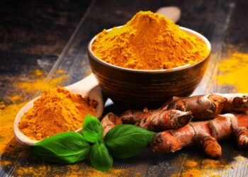 Health Tips: কেঁচা হালধি (Raw Turmeric) খোৱাৰ ৫টা আশ্চৰ্যজনক লাভালাভ; আহক জানো কি কি?