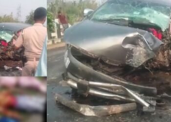 খুবেই ভয়ংকৰ! দুটি কণমানি শিশুসহ দুগৰাকী লোকৰ থিতাতে মৃত্যু, আহত ৬ গৰাকী, দুৰ্ঘটনাটো ইমানেই ভয়ংকৰ আছিল যে দুৰ্ঘটনাগ্ৰস্ত বাহনখন সম্পূৰ্ণৰূপে বিধ্বস্ত