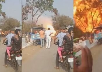 বুলেট কিনি আনন্দেৰে সজালে; পূজা কৰিবলৈ গ’ল মন্দিৰ, কিন্তু হঠাৎ…বোমাৰ দৰে বিস্ফোৰণ হ’ল  Royal Enfield, চাওক ভয়ংকৰ Video