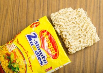 ২ মিনিটৰ মেগীয়ে (Maggi) কৰোৱালে Divorce! পুৱা মেগী, দুপৰীয়া মেগী আৰু ৰাতিও মেগী; কেৱল মেগী, মেগী আৰু মেগী, সম্পূৰ্ণ ঘটনাটো এনেধৰণৰ…