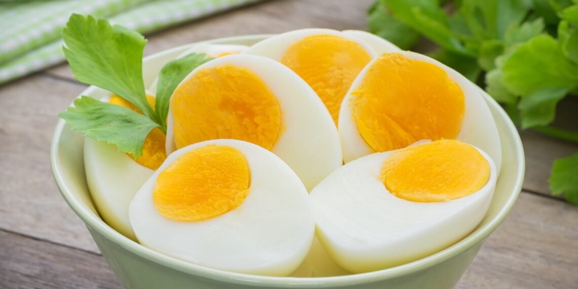 Health Tips: কণী (Egg) স্বাস্থ্যৰ বাবে যথেষ্ট উপকাৰী বুলি সকলোৱে জানে; কিন্তু কণীৰ হালধীয়া অংশ (Egg Yellow Part) খাব নালাগে? আহক জানি লওক কাৰণবোৰ কি কি?