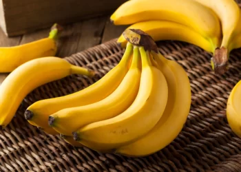 Health Tips: কল (Banana) খাই হয়তো নিশ্চয়কৈ ভাল পায়? কিন্তু জানেনে আপুনি খাই ভালপোৱা এই ফলবিধৰ আছে বহু লাভালাভ, পিছে জানি লও আহক লাভালাভবোৰ কি কি?