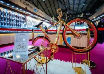 ডুূবাইৰ বিপণীত ২৪ কেৰেট সোণৰ চাইকেল !!!