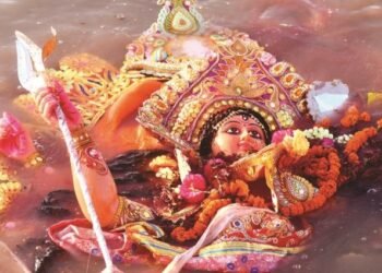 ঘোঁৰাত মৰ্ত্যলৈ অহা কল্যাণময়ী দশভূজাৰ ঘোঁৰাতেই কৈলাসধামলৈ গমন