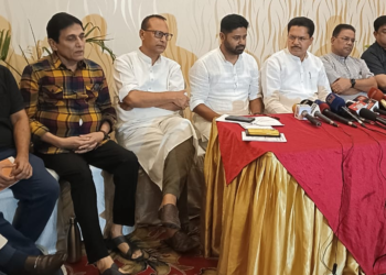 বিৰোধী ঐক্য মঞ্চৰ বৈঠকত মুখ্যমন্ত্ৰীক বৰ্খাস্ত কৰিবলৈ ৰাজ্যপাল আৰু ৰাষ্ট্ৰপতিক দাবী